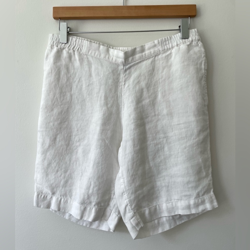 White Linen Women's Shorts